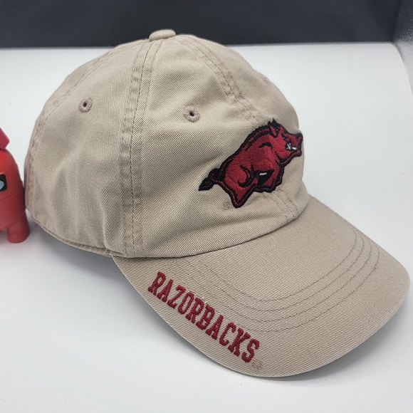 Russell Brand Razorbacks Cap - Picture 6 of 7